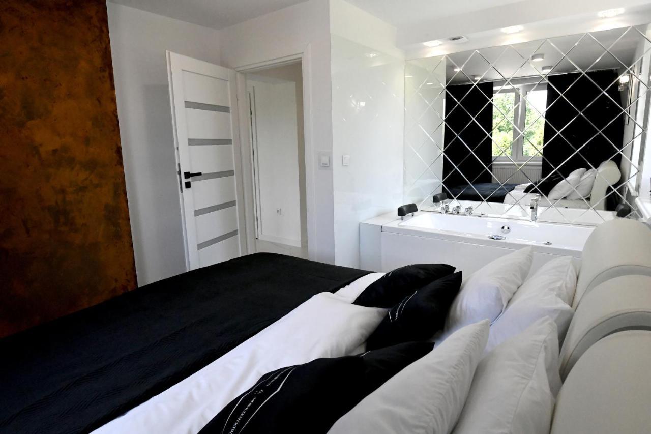 Apartamenty Modrzewiowa Zator Piotrowice  Exteriör bild