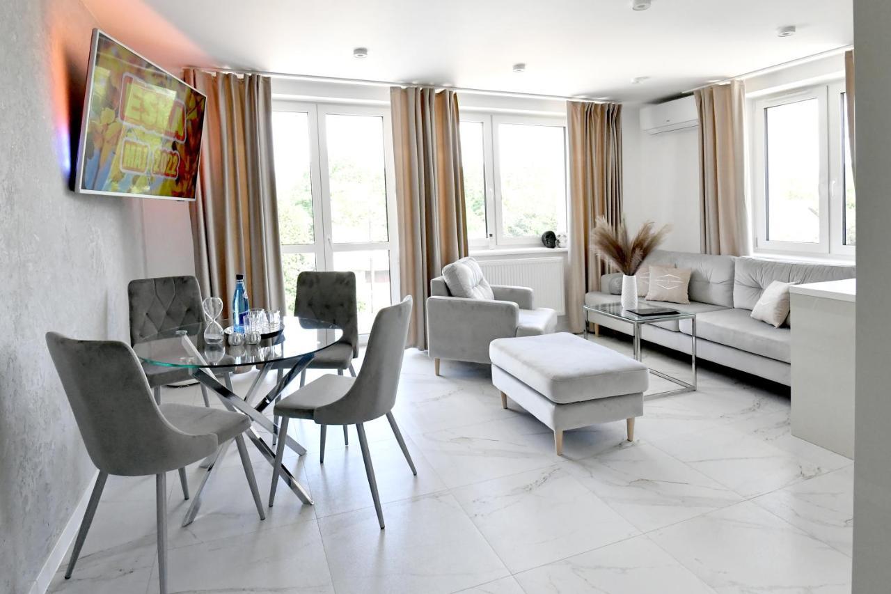 Apartamenty Modrzewiowa Zator Piotrowice  Exteriör bild