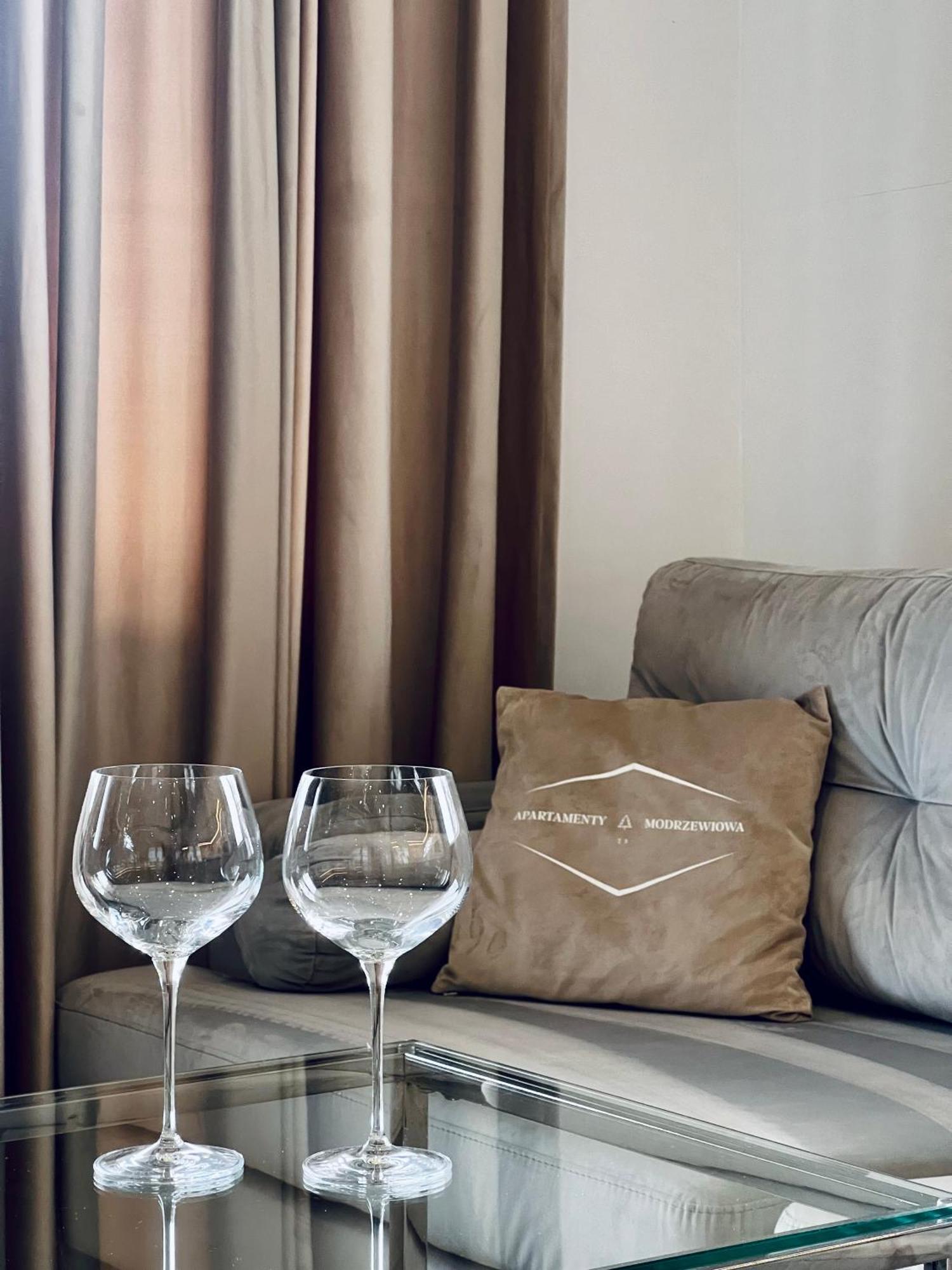Apartamenty Modrzewiowa Zator Piotrowice  Exteriör bild
