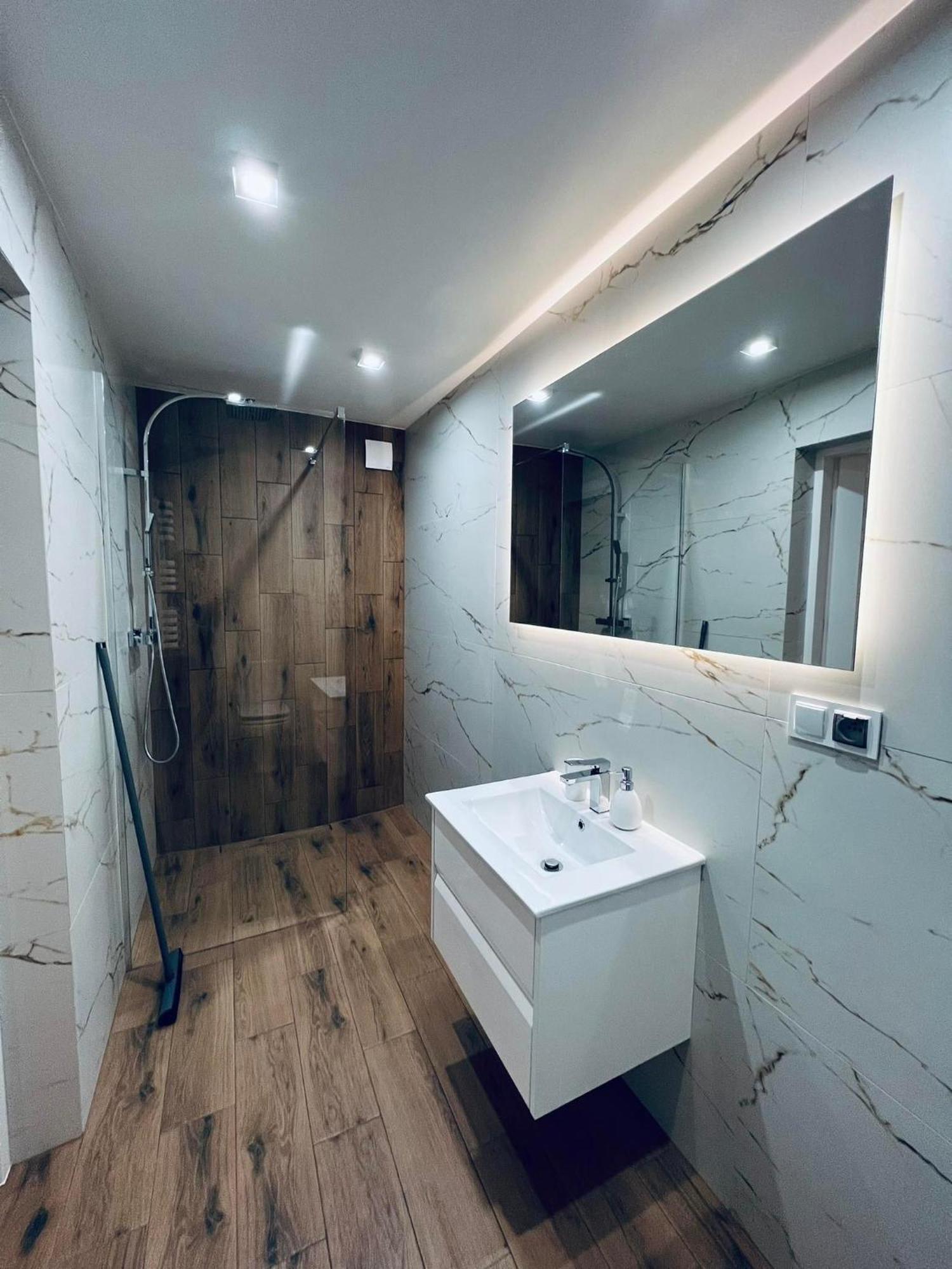 Apartamenty Modrzewiowa Zator Piotrowice  Exteriör bild